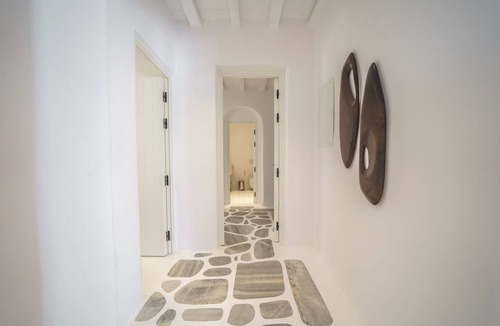 Paraga Villa | Unparalleled luxury and warmth meet sweeping Aegean blues - The ultimate Mykonos retreat
