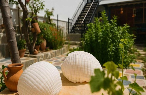 Anatolikos Sinikismos House | Urban Seaside Oasis - Adriana's Garden Paradise