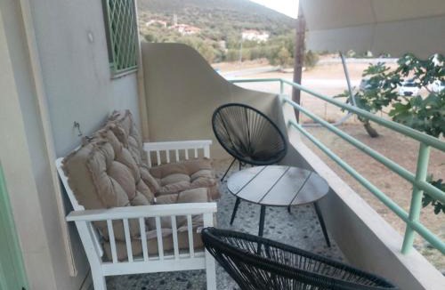 Steni Dirfyos Apartment | Vιtamin Sea apartment 8, Απολαυστική διαμονή στον Αλμυροπόταμο!