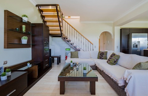 Neromilos House | V and H - 4 bedrooms holiday house