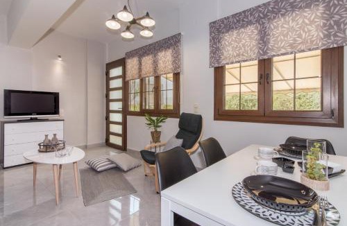 Zakynthos Town Apartment | Valentine's Modern Apartment