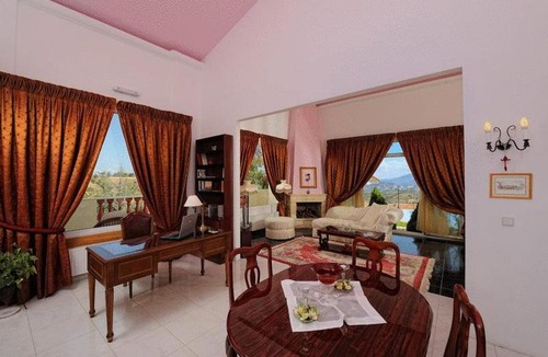 Agios Myronas Hotel | Vergis Epavlis