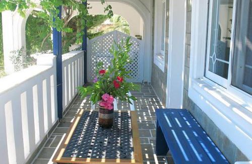 Ios Town Apartment | Vesuvio Kampos