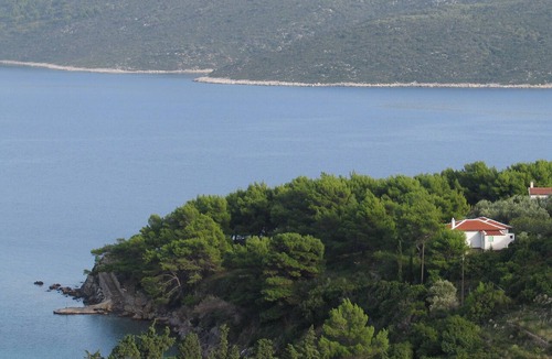 Agios Petros House | Vilavala: Perched High in the Pines Above a Secluded, Swimmable Cove