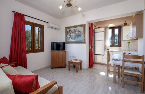 Asteri Villa | Villa Afroditi in the Cretan countryside