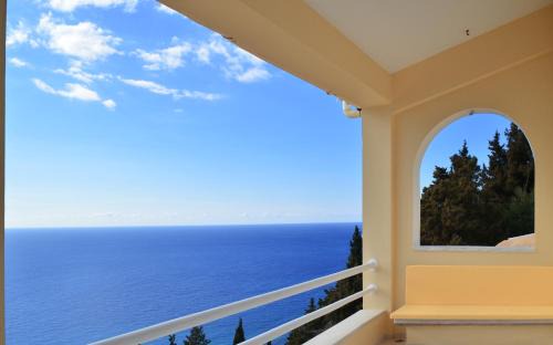 Corfu Villa | Villa Alibertini