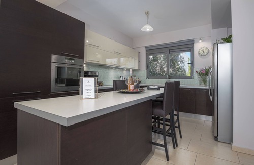 Vari Villa | Villa Anavil - Boutique Coastal Retreat in Varkiza