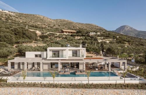 Limeniskos Villa | Villa Aora Falassarna Beach I New luxury villa with infinity pool