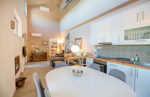Poulades Villa | Villa Aphrodite:Pet-friendly, 3 bedrooms,pool, WiFi, mobility-friendly