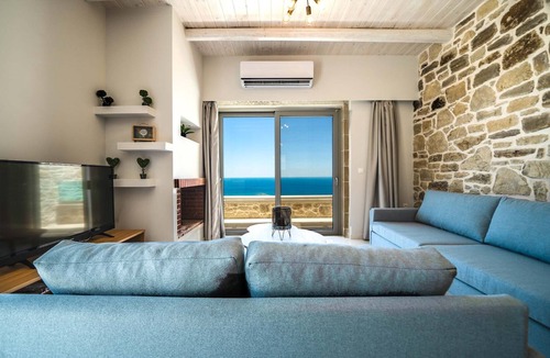 Zerviana Villa | Villa Ariti | Luxury villa, private pool, jacuzzi, near Falassarna