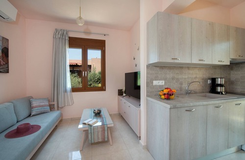 Asteri Villa | Villa Artemis, a modern, comfortable home surrounded by Cretan nature