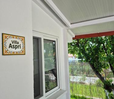 Nea Propontida House | Villa Aspri