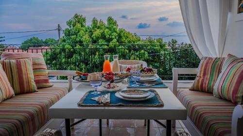 Kanali Villa | Villa Avocado