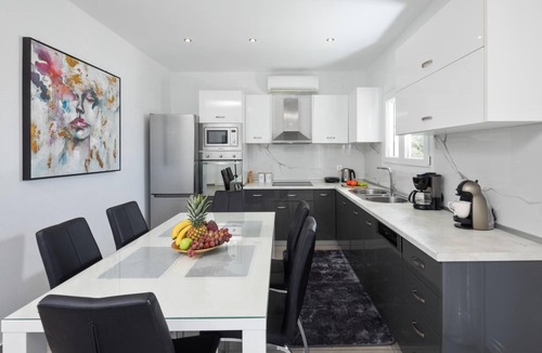 Chalikounas Villa | Villa Casa Di Billy - Three Bedroom Villa, Sleeps 6