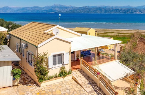 Apraos Villa | Villa Dimakos by Villa Plus