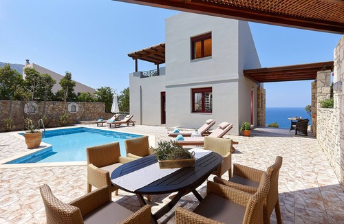 Geropotamos Villa | Villa Dioni - Only 600m from the beach