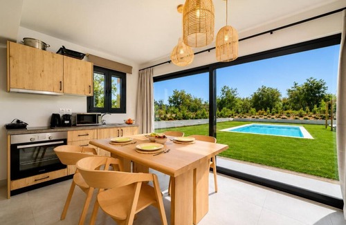 Dafnata Villa | Villa Elea - Two Bedroom Villa, Sleeps 4