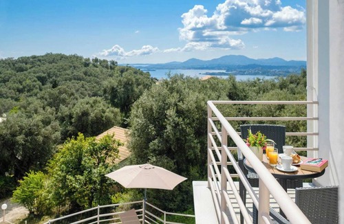 Pirgi Villa | Villa Elli near Barbati with private pool