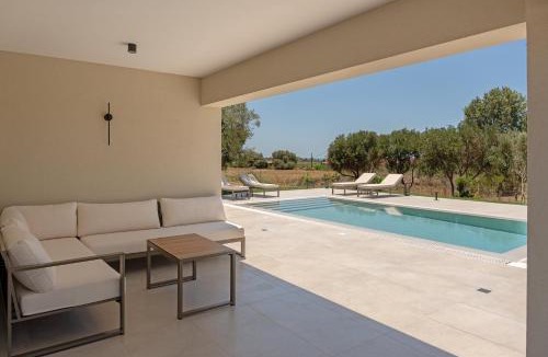 Minia Villa | Villa Erato - Elysian Villas Kefalonia, 200m from Sandy Beach