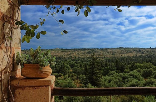Likotinarea Villa | Villa for 2-4 Adults – Two Floors, Mountain View, Wi-Fi, Air Conditioning