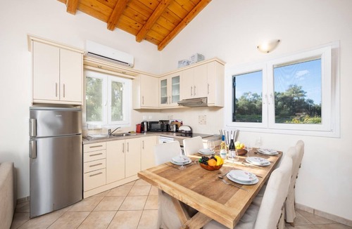 Astrakeri Villa | Villa Iremia - Three Bedroom Villa, Sleeps 6