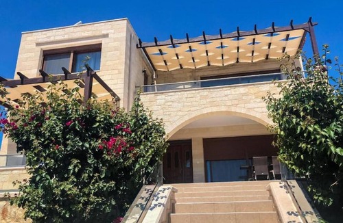 Kalyves Villa | Villa Jasmina - Modern Stone Villa - groups/family