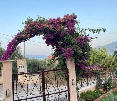 Sourpi Villa | villa kastanos