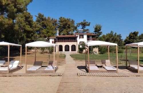 Nikita House | Villa King Filippos - Royal Beachfront - Sithonia Chalkidiki