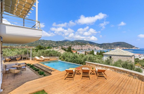 Skopelos Town Villa | Villa Kingstone 2