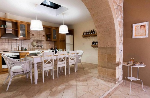 Makhairoi Villa | Villa Kirke in Chania
