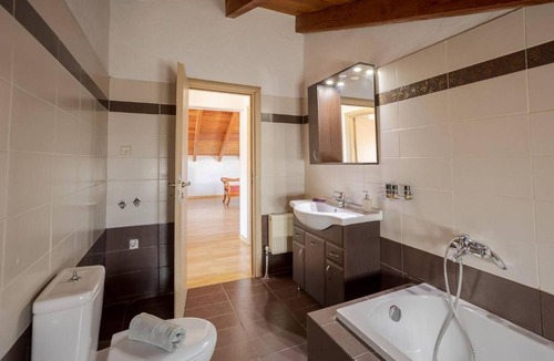 Douliana Villa | Villa Konstantinos Hilltop Vineyard Escape