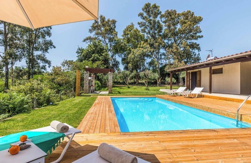 Chalikounas Villa | Villa Lepti Ammos - Two Bedroom Villa, Sleeps 4