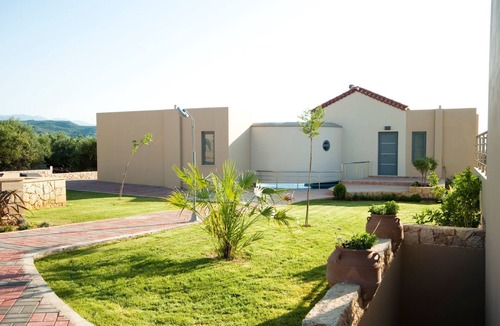 Nopigia House | Villa Levantes - Ferienhaus in Mithimna mit Pool by Interhome