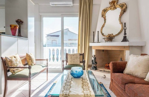 Assos-Lechaio Apartment | Villa Luna, Sea Views & Open Skies in Kato Assos