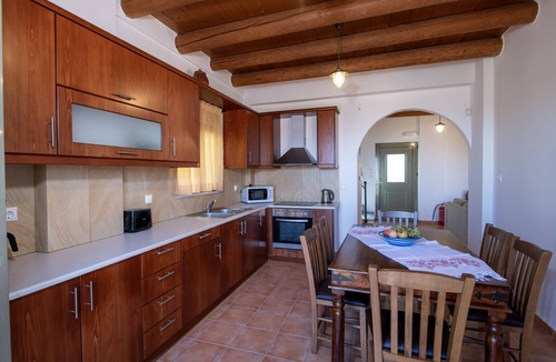 Milia Villa | Villa 'Malathiros 6 with Private Pool' with Sea View, Wi-Fi and Air Conditioning