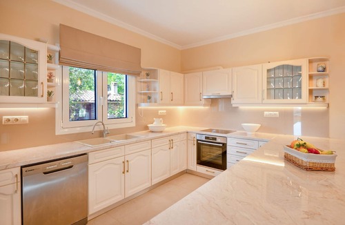 Kato Korakiana Villa | Villa Marifei - Pool, Garden, Sea Views, BBQ, 10 persons