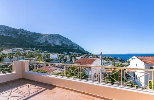 Palaia Fokaia Villa | Villa Melia Athenian Riviera