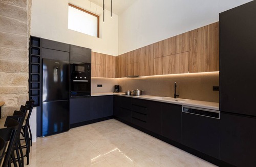 Monopari Villa | Villa Methorion Maner - With Private Pool