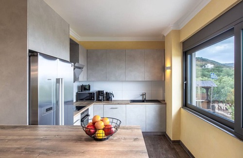 Kissamos Apartment | Villa Naruto | Private Apartment with Shared Pool