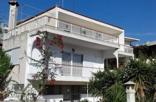Kechries House | villa nicol