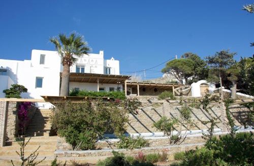 Drafaki Villa | Villa Oasis A magical Garden in Mykonos Town