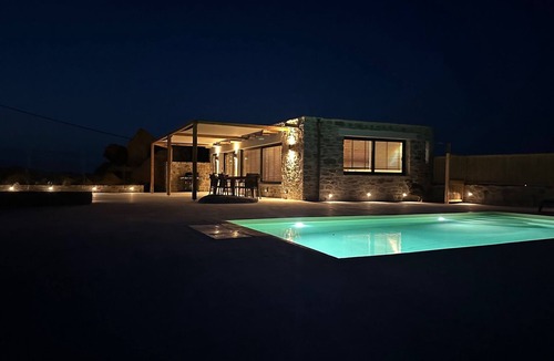 Naxos Villa | Villa of Delight and Serenity