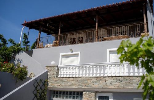Lavreotiki Apartment | Villa PAPADATES NEFELI