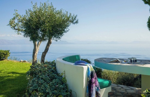 Perama Villa | Villa Pelagos & guest house, undoubtedly has one of the best views in Corfu.