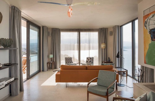Plaka Villa | Villa Peninsula, Luxury accommodation with breathtaking Sea and Mountain views