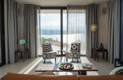 Plaka Villa | Villa Peninsula, Luxury accommodation with breathtaking Sea and Mountain views