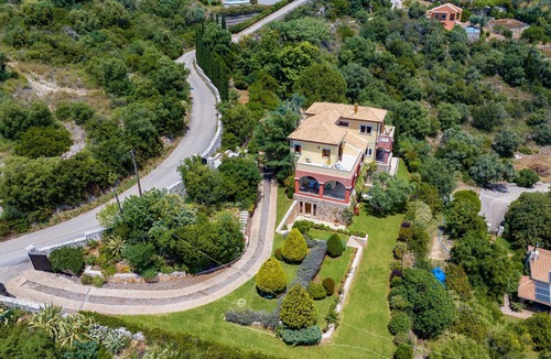 Pondi Villa | Villa Pera, a Secluded Paradise!