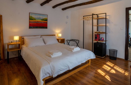 Lefkonas Bed & Breakfast | Villa Prespa