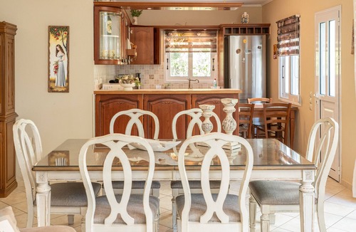Divarata Villa | VILLA REGINA - Private paradise with tree-house&heated pool
