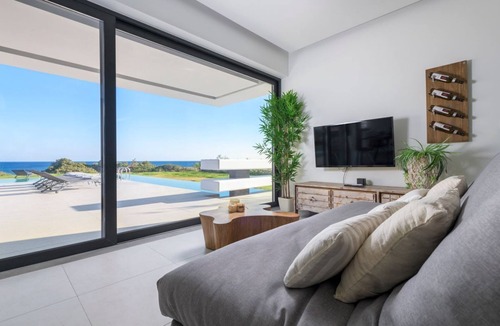 Gennadi Villa | Villa Ritsos - Three Bedroom Villa, Sleeps 7